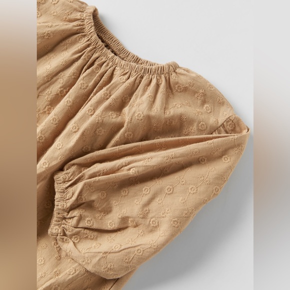 NWT Zara 3-4Y cotton oversized blouse with floral embroidery - Picture 3 of 3